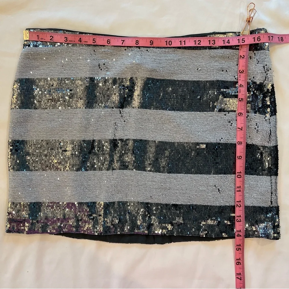 NEW Haute Hippie Striped Metallic Sequins 100% Silk Mini Skirt $395 MSRP LARGE - Picture 16 of 16